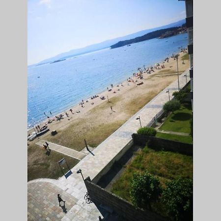 Precioso Apartamento En Primera Linea De Playa Vilagarcia de Arousa Eksteriør billede